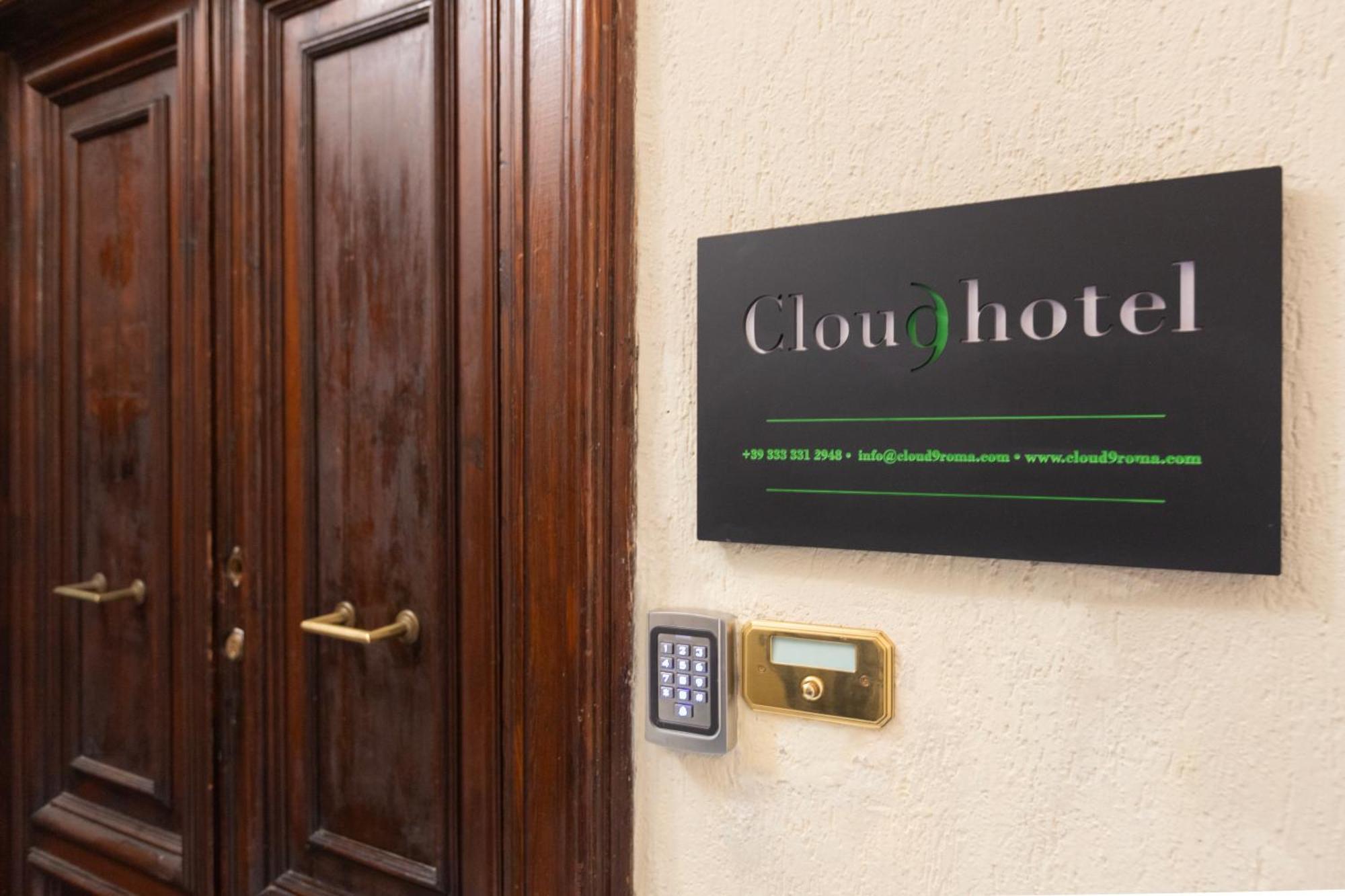Cloud 9 Hotel, Rome